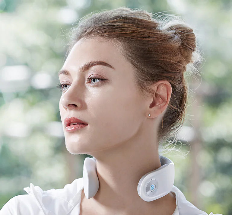 SKG Neck Massager with Electric Heating Function